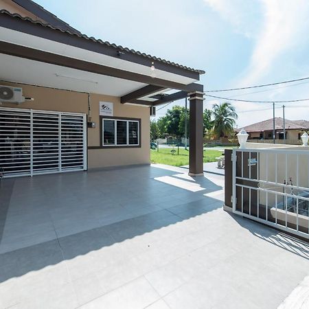Zai Ham Homestay Pusing المظهر الخارجي الصورة